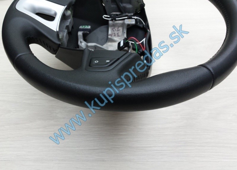 Volant RENAULT MEGANE 3 / SCENIC / KANGOO